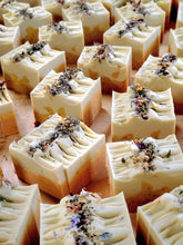Load image into Gallery viewer, Vegan Mini Gardeners Soap Great for Exfoliating
